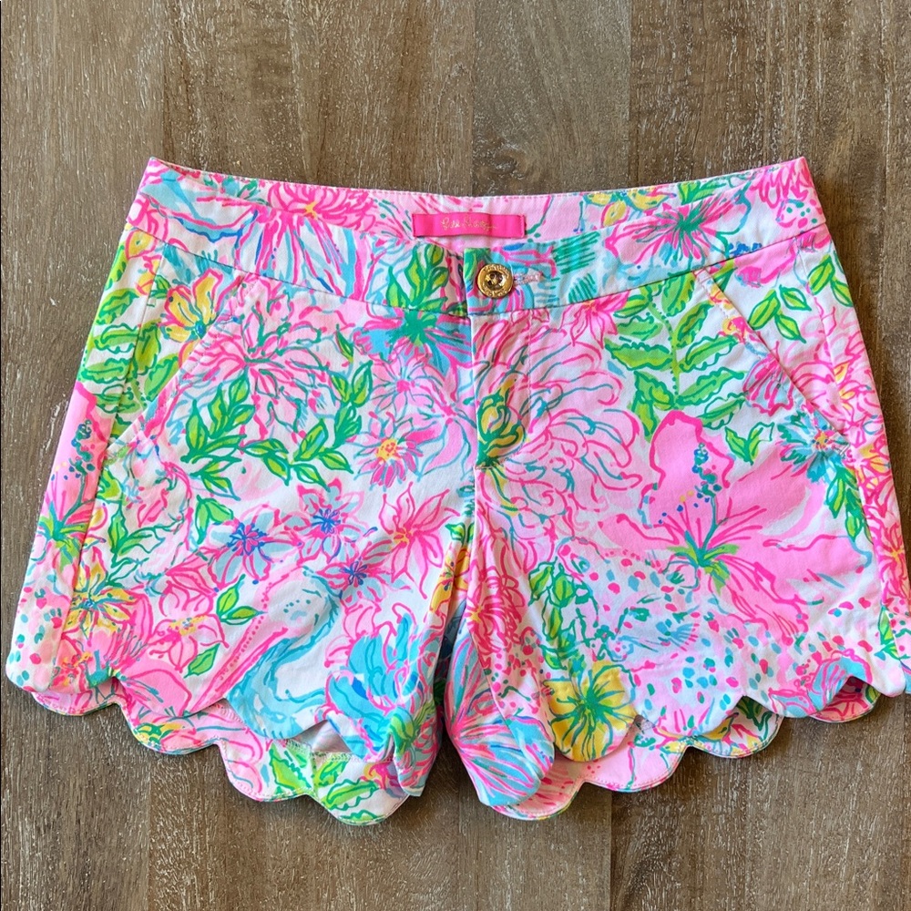 Lilly Pulitzer Buttercup Stretch Short - Picture 4 of 9